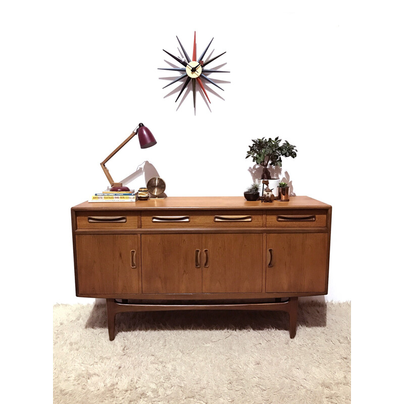 Mid-century G-Plan "Fresco" sideboard in teak, Victor WILKINS - 1960s