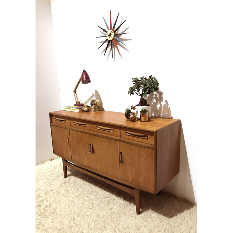 Mid-century G-Plan "Fresco" sideboard in teak, Victor WILKINS - 1960s