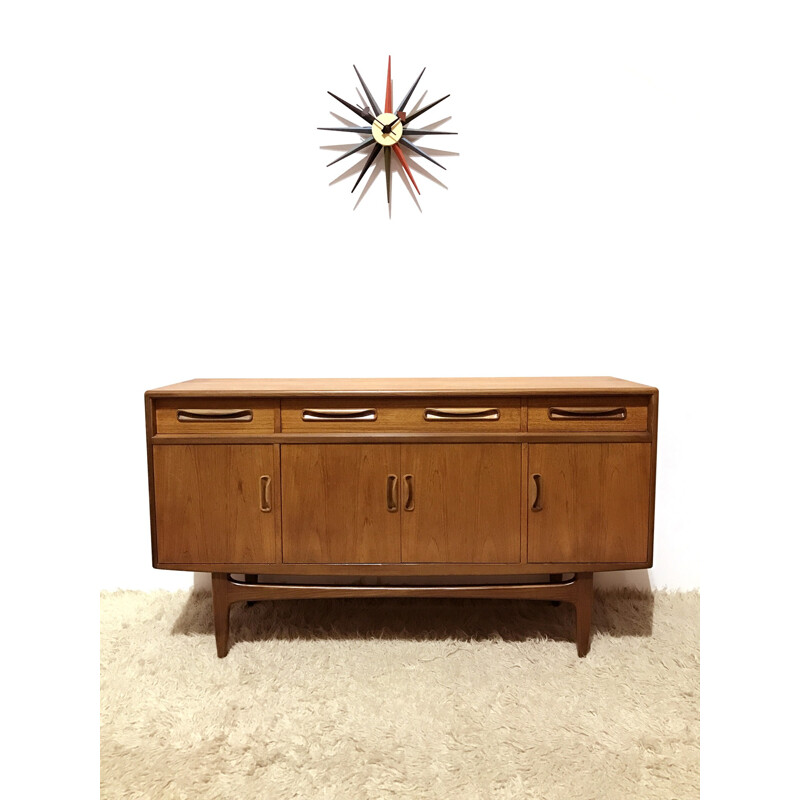 Mid-century G-Plan "Fresco" sideboard in teak, Victor WILKINS - 1960s