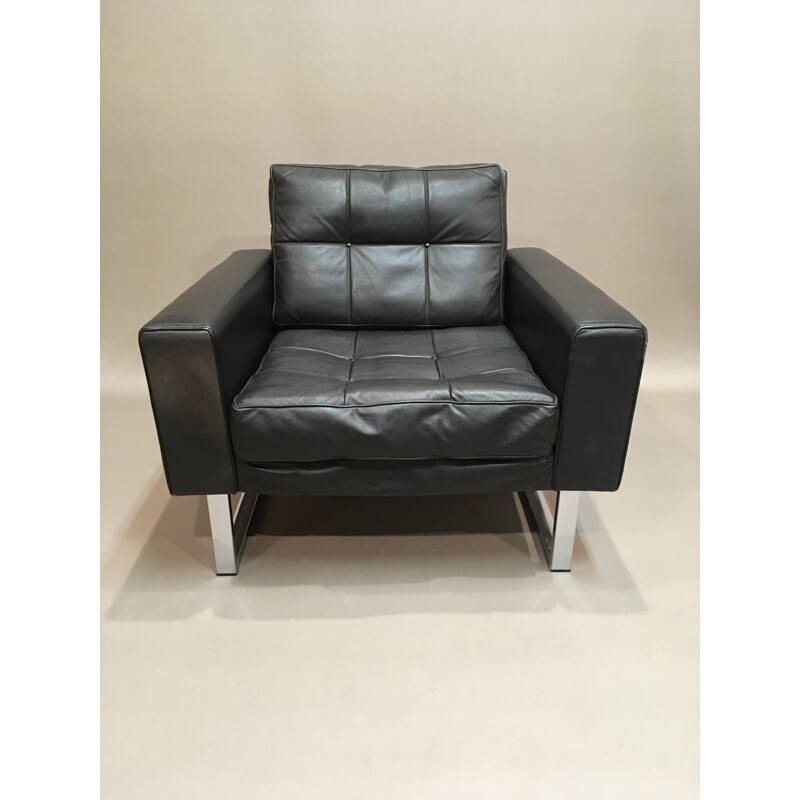 Black armchair in leather and chromed metal - 1950s