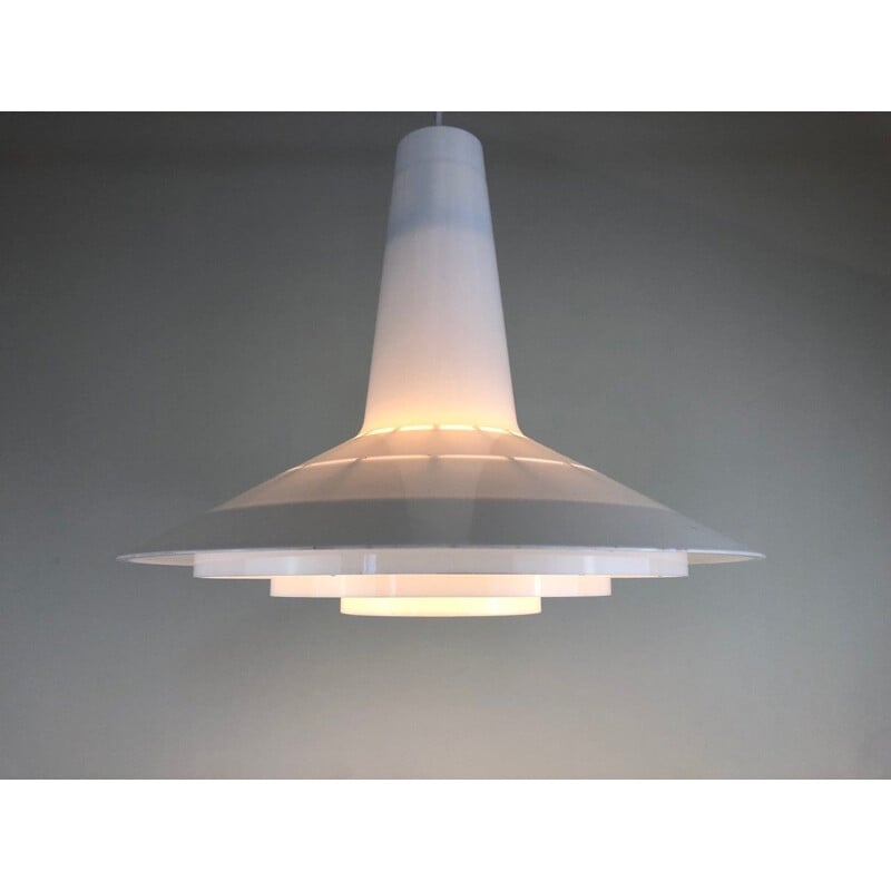 Vintage hanglamp in glanzende kunststof van Svend Middelboe voor Nordisk Solar, 1970