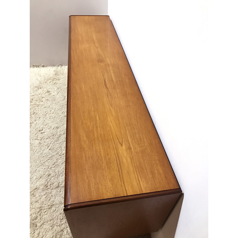 White & Newton sideboard in rosewood - 1970s