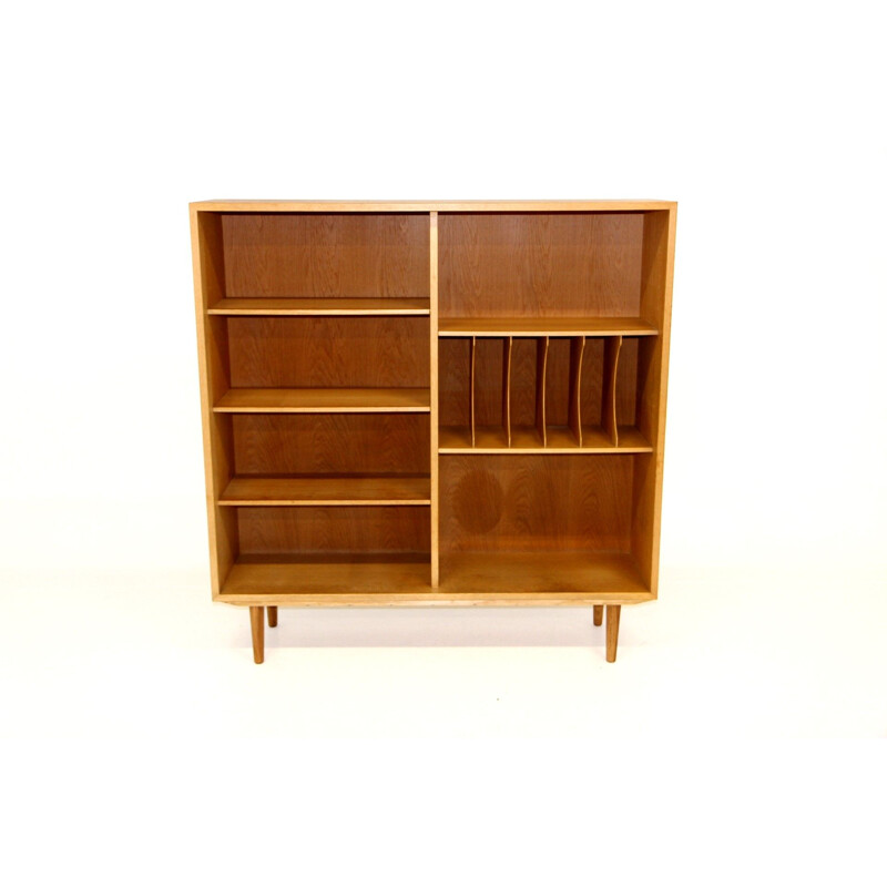 Vintage oak bookcase by Børge Mogensen for Karl Andersson & Söner, 1960s