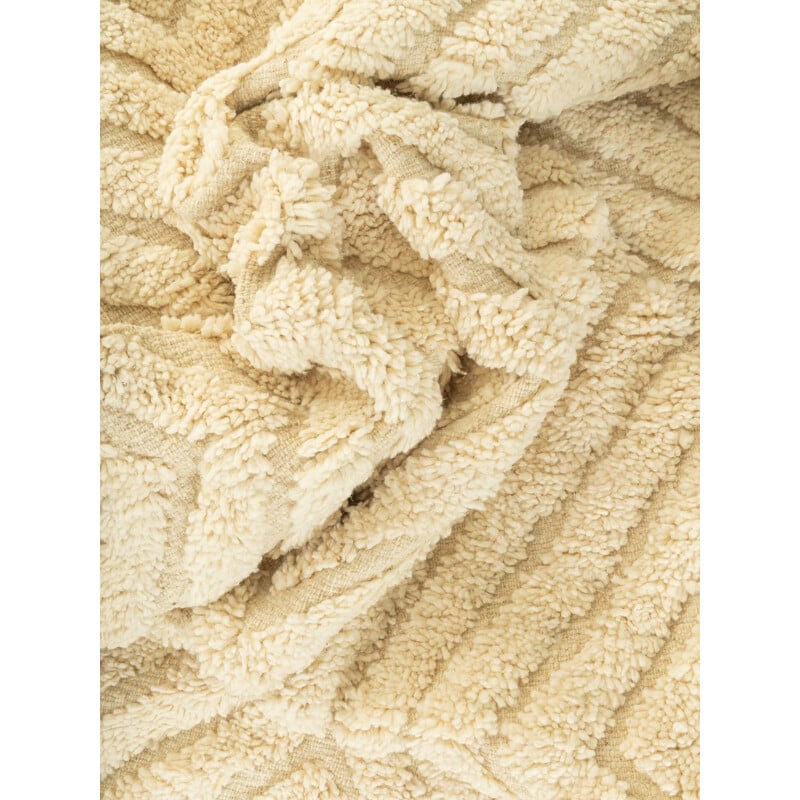 Vintage berber carpet invisible cream wool, Morocco