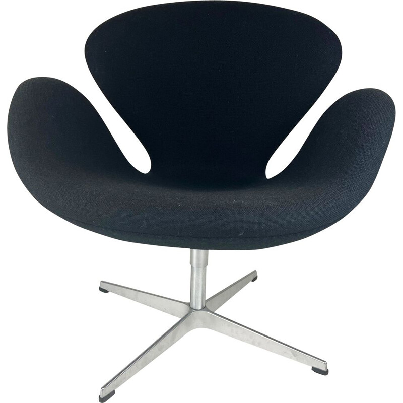 Cisne 3320 cadeira de colheita por Arne Jacobsen para Fritz Hansen, Dinamarca 2003