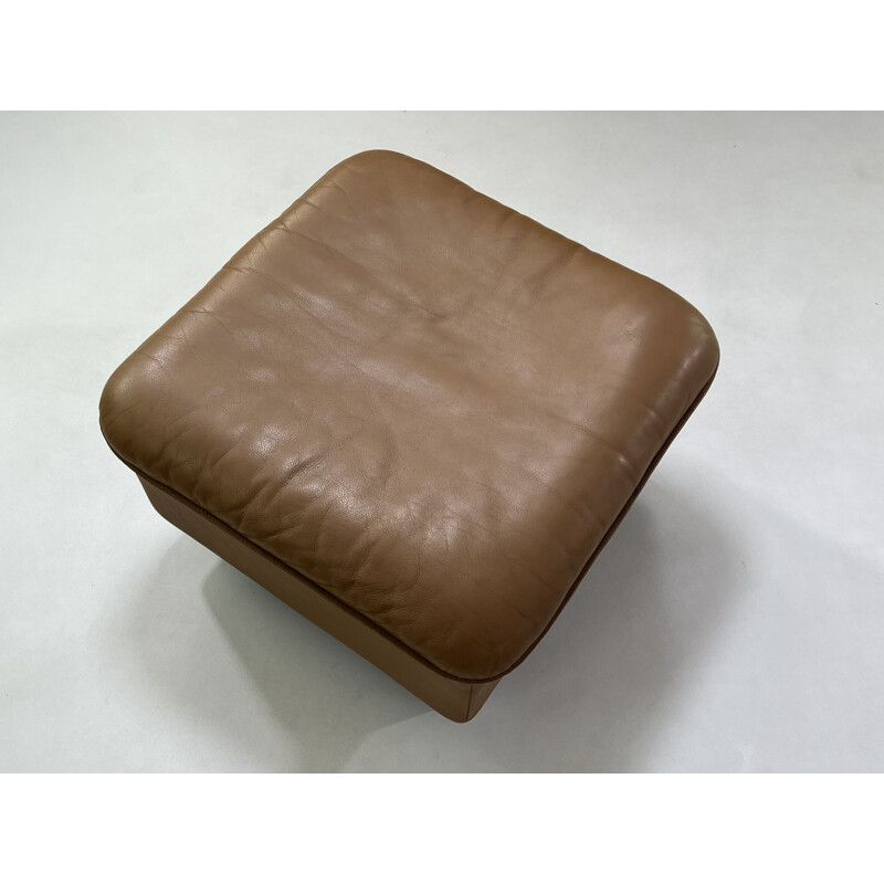 Vintage leather ottoman Ds 49 by De Sede, 1980s