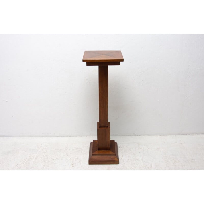 Vintage art deco pedestal column in solid wood, Czechoslovakia 1930