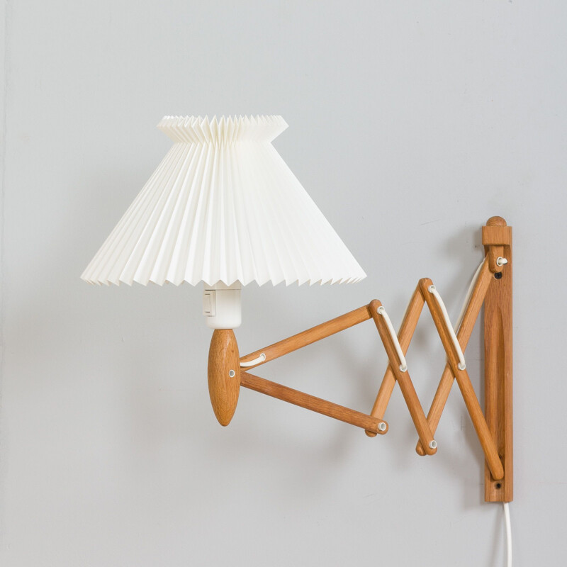 Pair of vintage oak wall lamp by Erik Hansen, Denmark