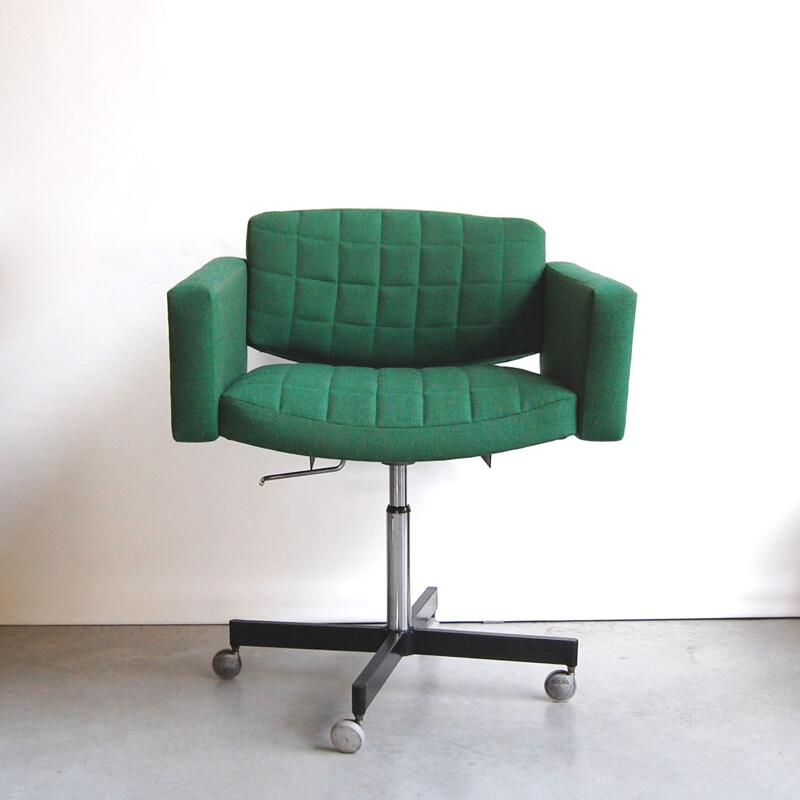 Vintage "Conseil" desk chair with green fabric by Pierre Guariche for Meurop, 1960s