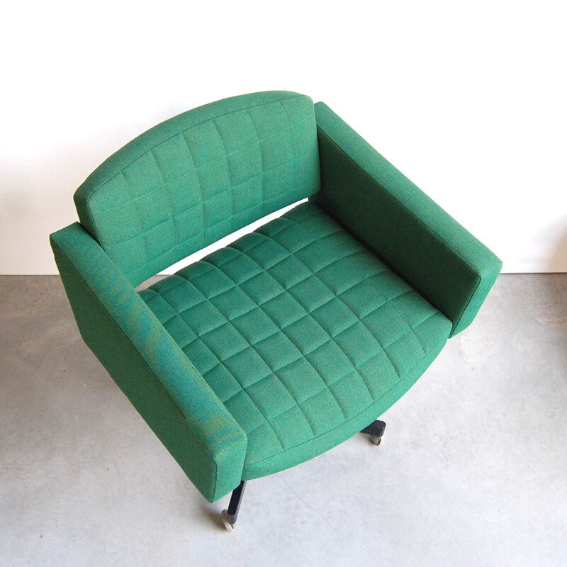 Vintage "Conseil" desk chair with green fabric by Pierre Guariche for Meurop, 1960s