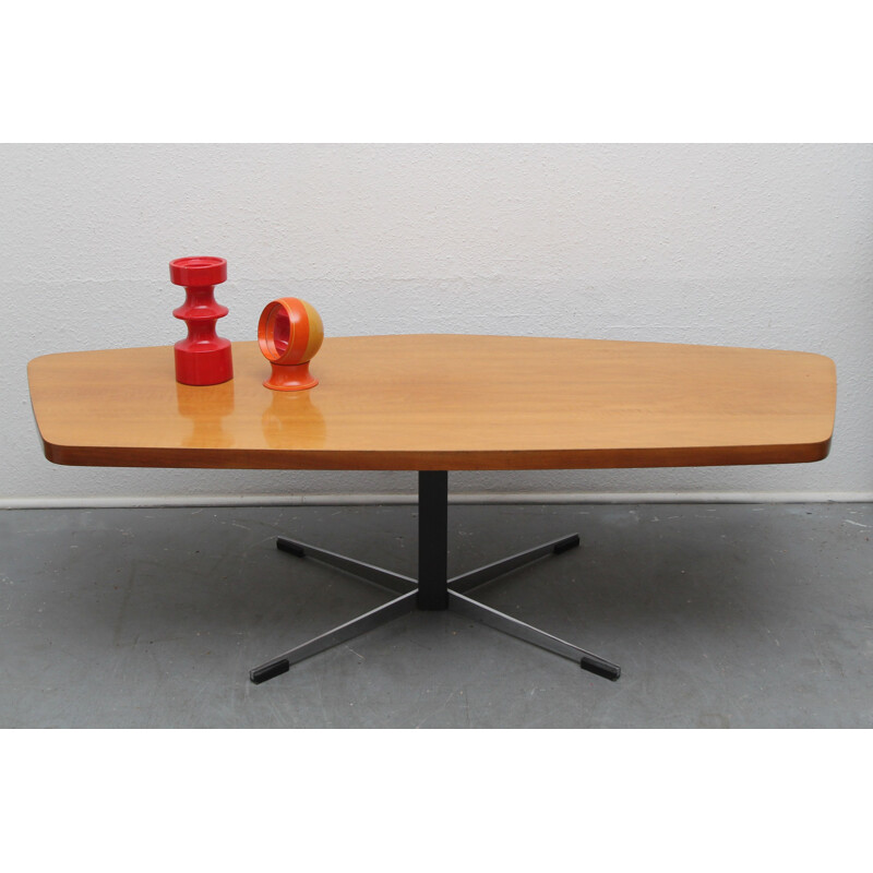 Table basse en noyer et métal chromé - 1960