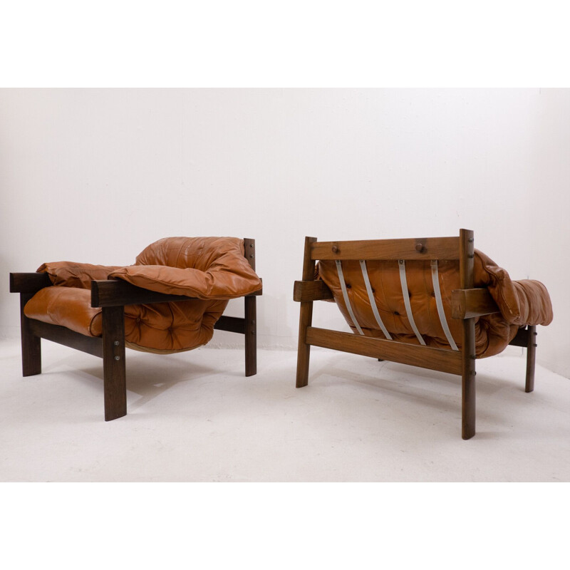 Pair of mid century leather and wood armchairs by Percival Lafer for Lafer Mp, Brazil 1960s