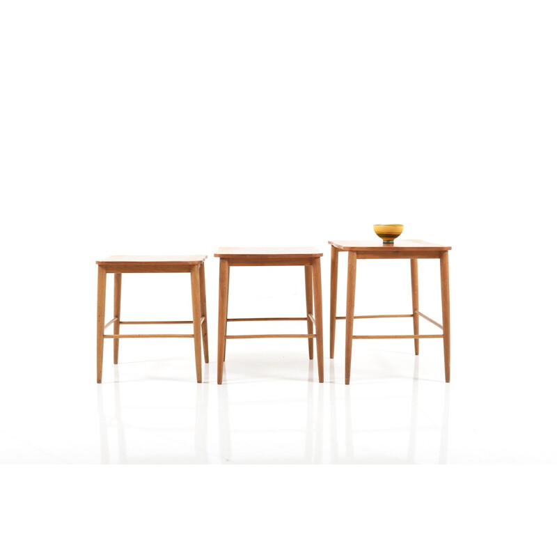 Set of 3 Danish nesting tables in teak and oak - 1960s