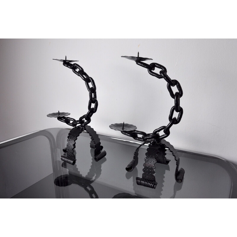 Pair of vintage Brutalist "Chains" candle holders in black wrought iron, Italy 1960