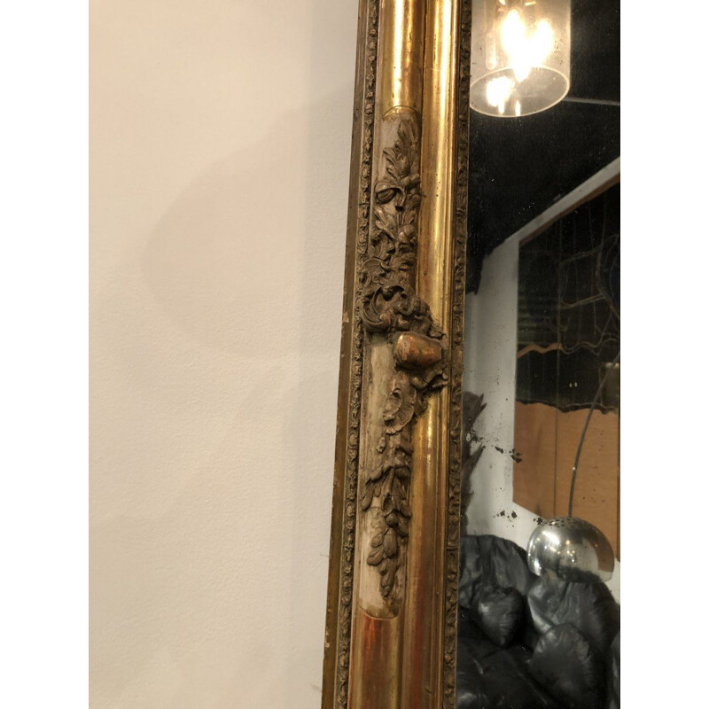 Espejo de restauración vintage en madera dorada