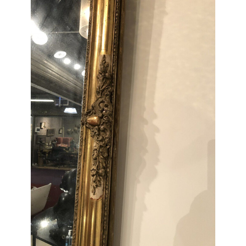 Espejo de restauración vintage en madera dorada
