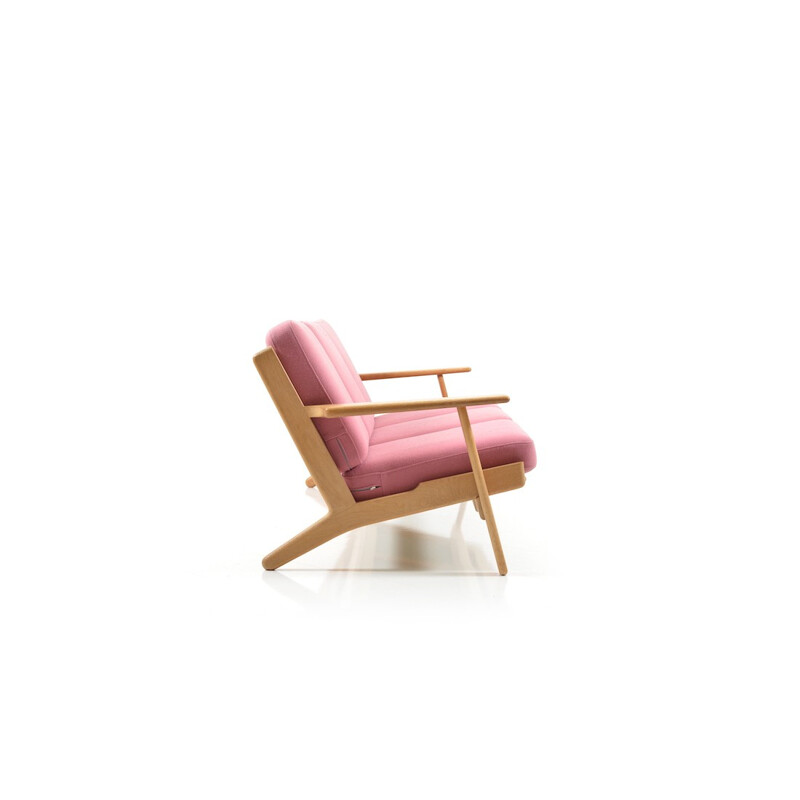 Getama "GE-290/3" 3-seater sofa in oak and pink fabric, Hans J. WEGNER - 1960s