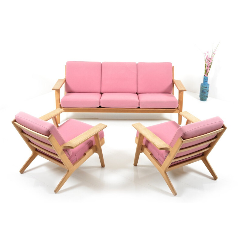 Getama "GE-290/3" 3-seater sofa in oak and pink fabric, Hans J. WEGNER - 1960s