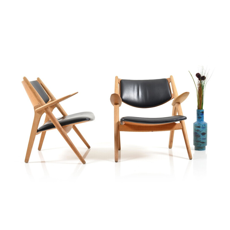 Pair of Carl Hansen & Søn "Saw Horse" armchairs in leather, Hans J. WEGNER - 1950s