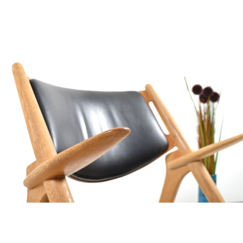 Pair of Carl Hansen & Søn "Saw Horse" armchairs in leather, Hans J. WEGNER - 1950s