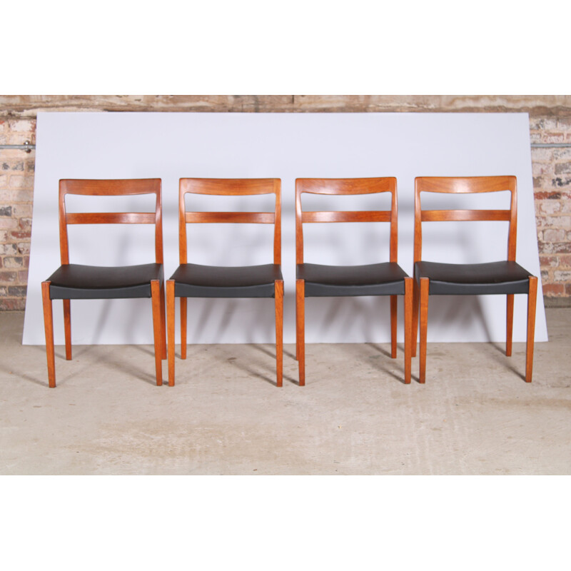 Set of 4 mid century teak dining chairs by Nils Jonsson for Troeds, Sweden 1960s