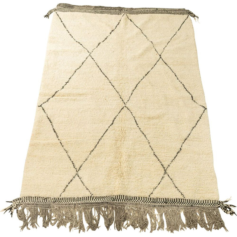 Traditional Beni" vintage berber carpet in wool, Morocco
