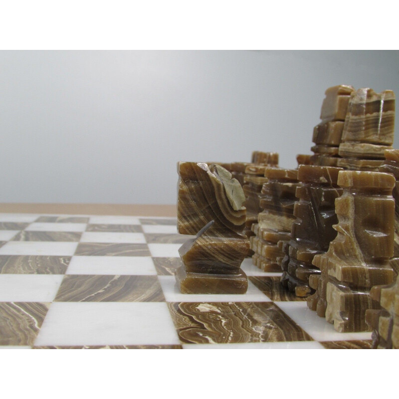 Vintage brutalist chess set in onyx, 1970s