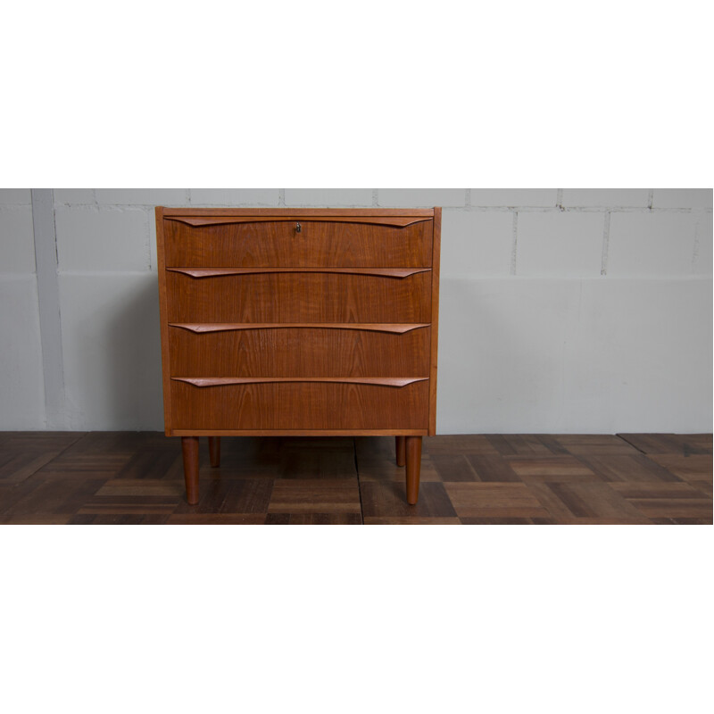 Vintage Danish chest of drawers with large drawers - 1950s