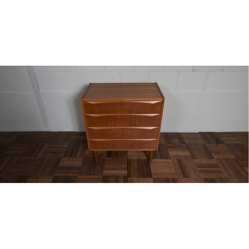 Vintage Danish chest of drawers with large drawers - 1950s