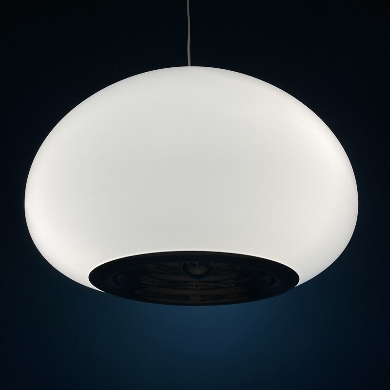 Vintage "Black and White" pendant lamp by Pier Giacomo and Achille Castiglioni for Flos, Italy 1970s
