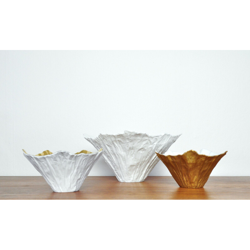 Conjunto de 3 taças de porcelana vintage por Violise Lunn para a Royal Copenhagen, 2006