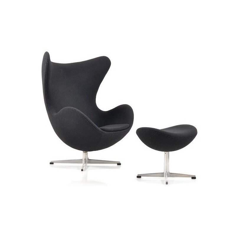 Fritz Hansen "Egg" chair with its ottoman in black fabric, Arne JACOBSEN - 1960s