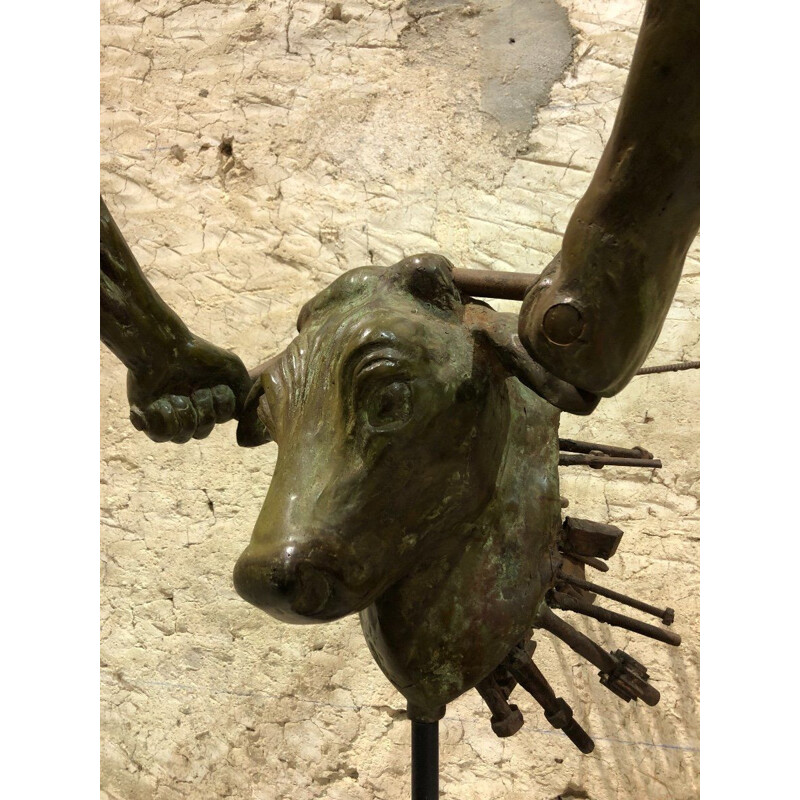 Testa di toro in terracotta vintage "Taureau-Manie" di Dom's Acconciaioco