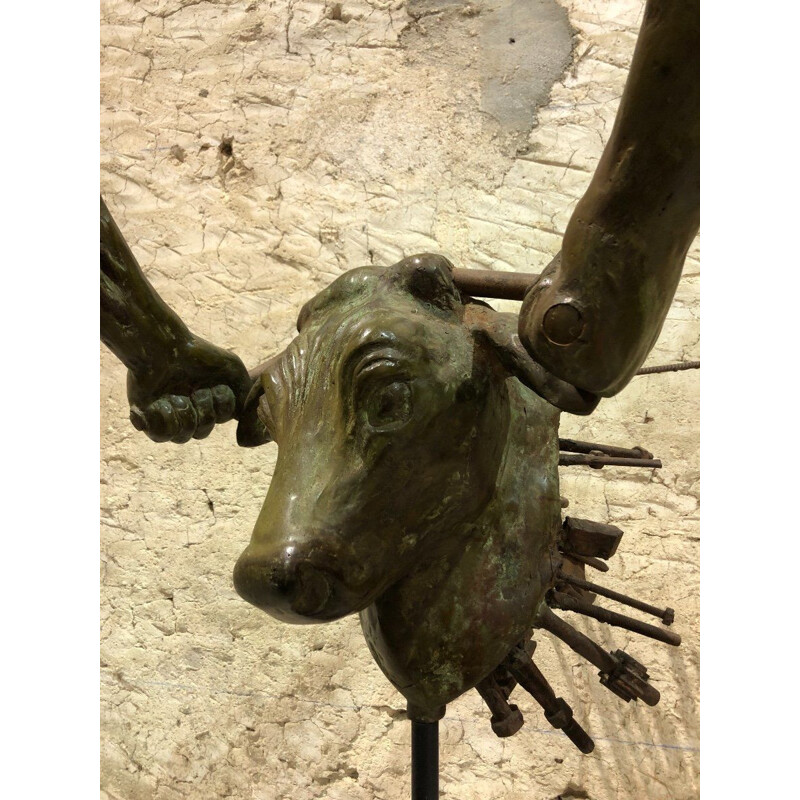 Vintage terracotta bull head "Taureau-Manie" by Dom's Acconciaioco