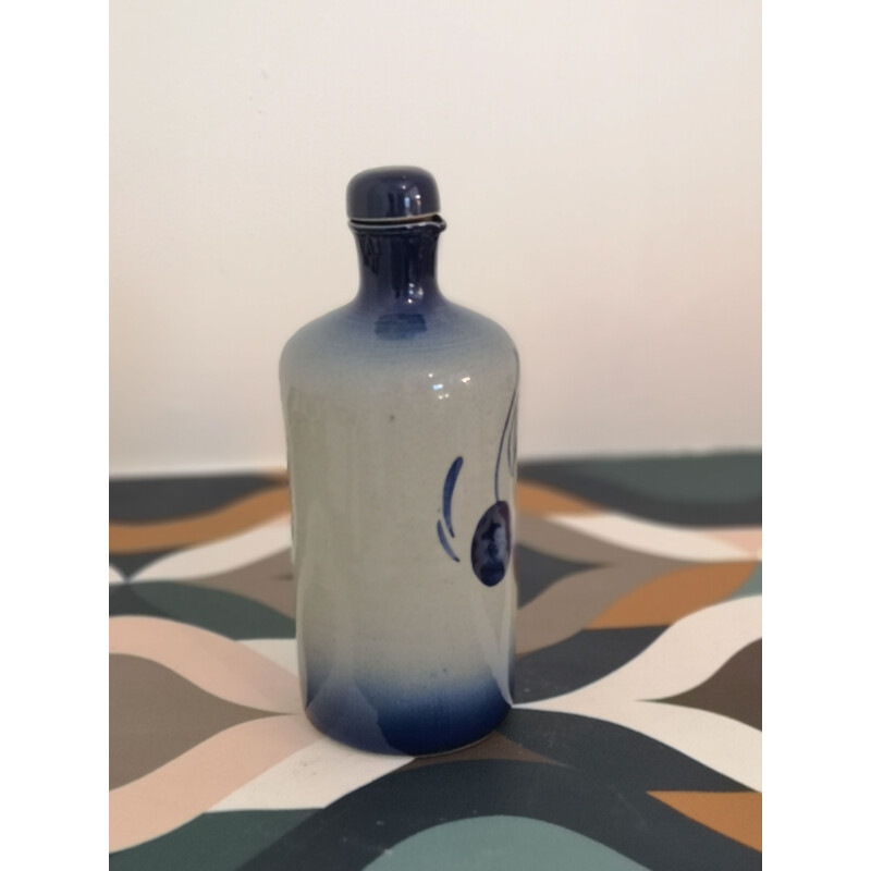 Vintage fles in zandsteen uit de Elzas door Anne Ehret