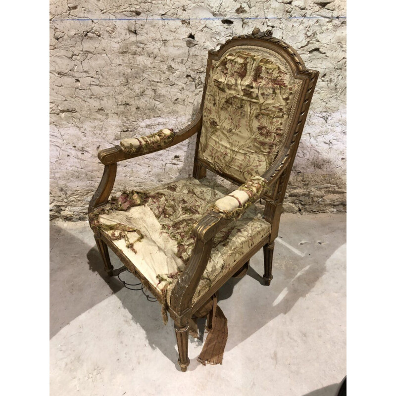 Vintage living room set in gilded carved wood