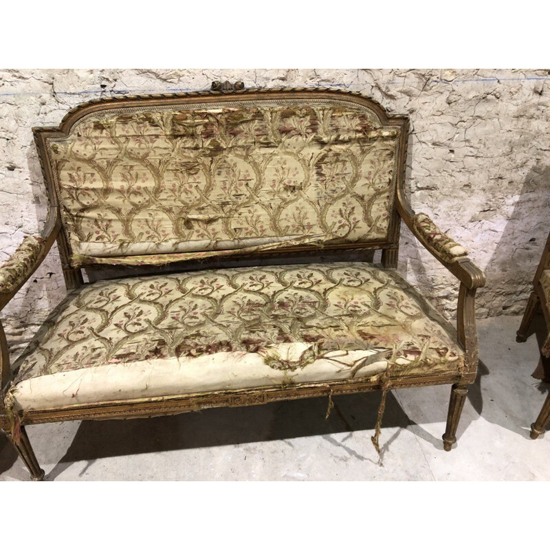 Vintage living room set in gilded carved wood