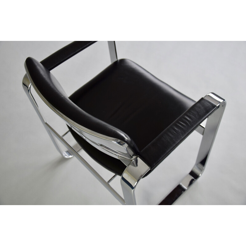 Paire de fauteuils de bureau vintage en aluminium et cuir par Eero Aarnio pour Mobel Italia, Italie 1960