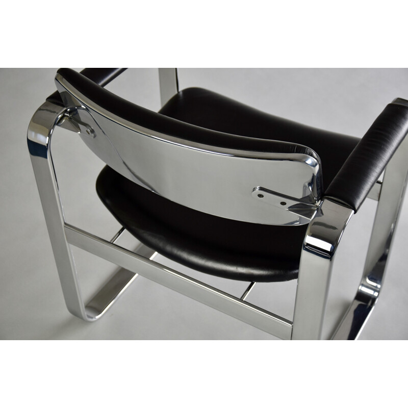 Coppia di sedie da ufficio vintage in alluminio e pelle di Eero Aarnio per Mobel Italia, Italia 1960