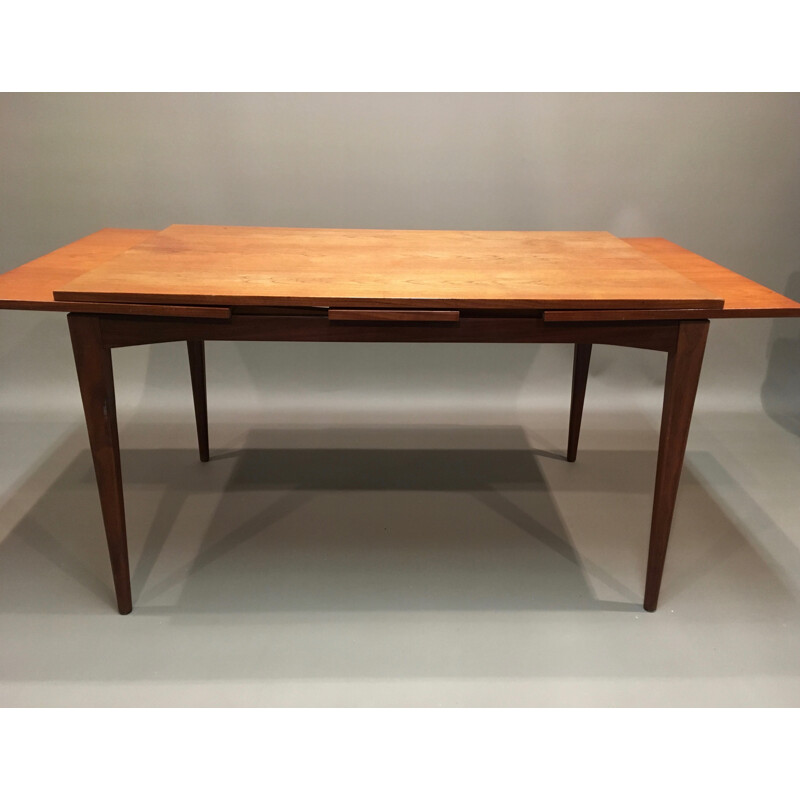 Extendable dining table in teak wood - 1950s