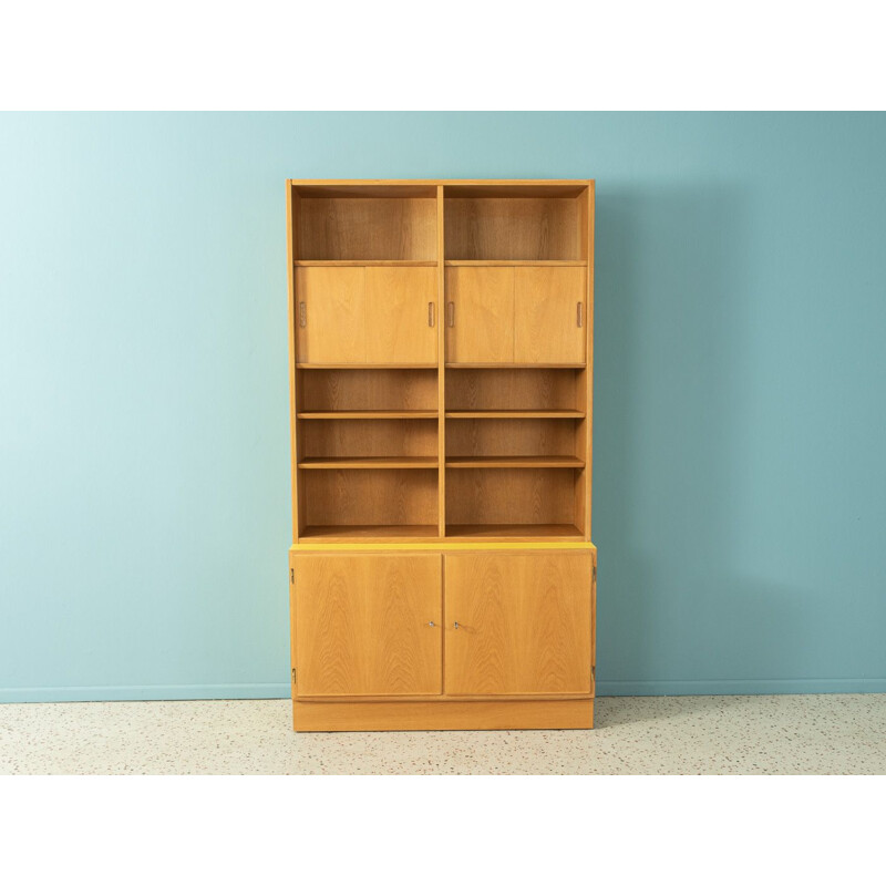 Vintage oak veneer bookcase by Poul Hundevad, Denmark 1960