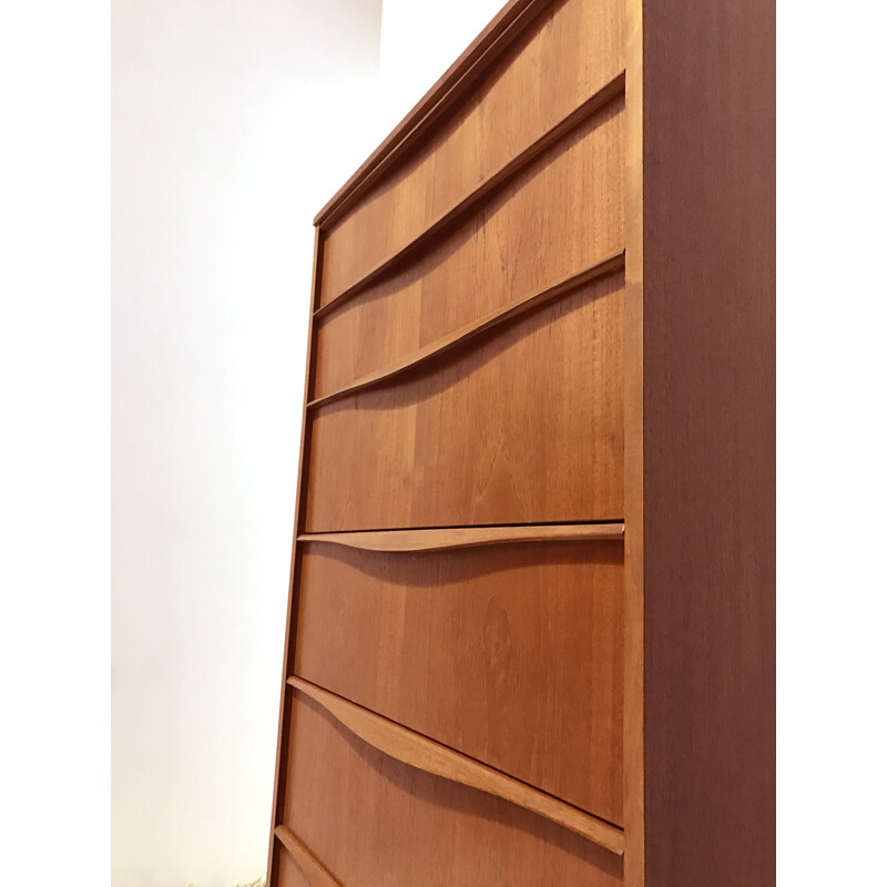 Tall Austinsuite chest of drawers in teak wood - 1960s