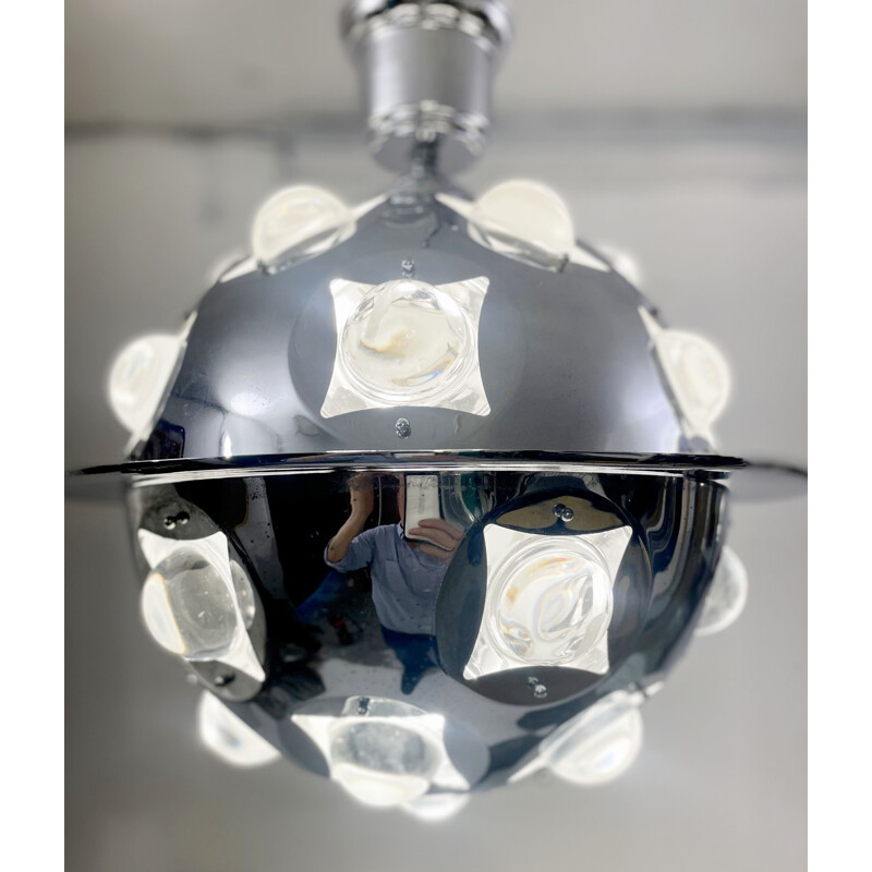Lámpara de suspensión vintage en cromo y cristal de Oscar Torlasco, Italia 1970