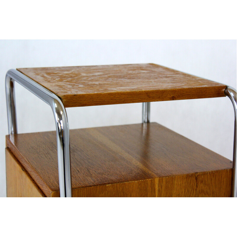 Table de chevet vintage Bauhaus en acier tubulaire chromé, Tchécoslovaquie 1940