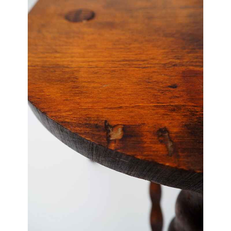 Tabouret rustique vintage en bois tourné