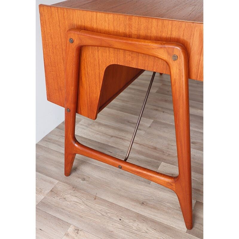 Scandinavian vintage teak desk by Arne Wahl Iversen, 1960