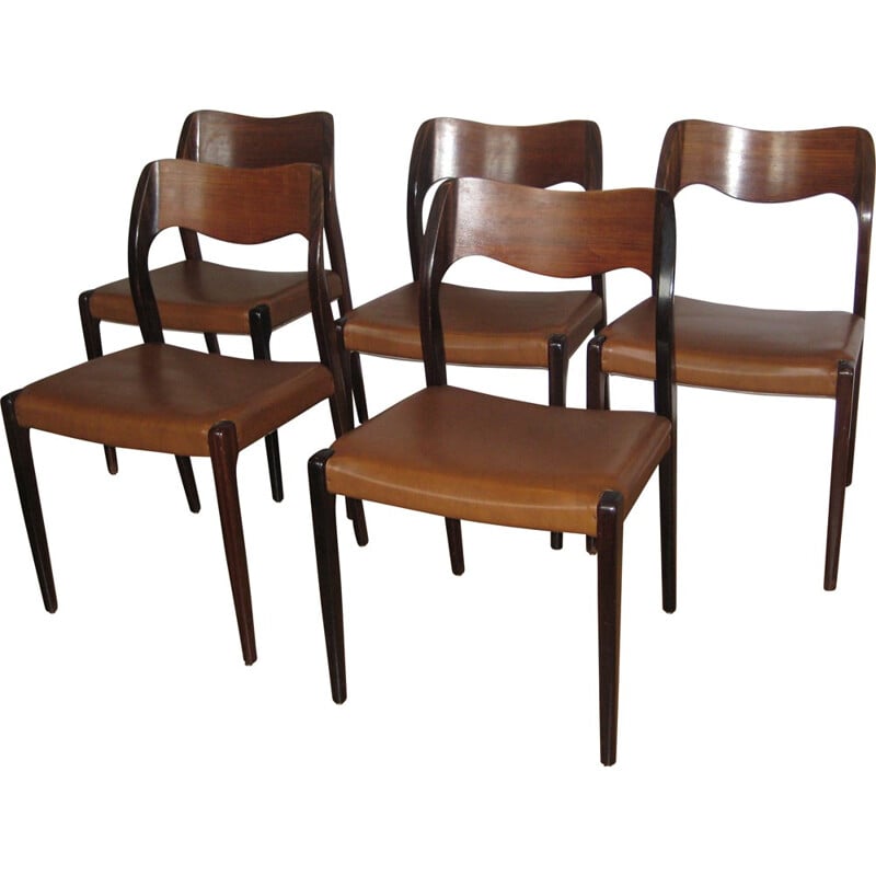 Set of 5 Scandinavian dining chairs in solid rosewood, Niels O. MOLLER - 1950s