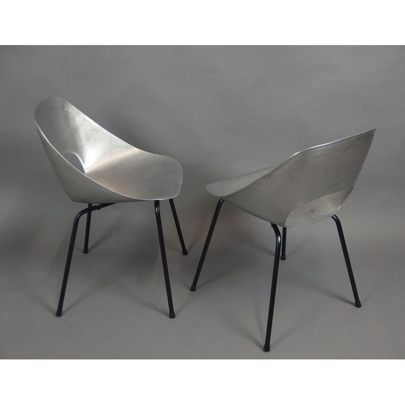 Ensemble de 4 chaises vintage "Tulipe" en aluminium par Pierre Guariche, France 1953