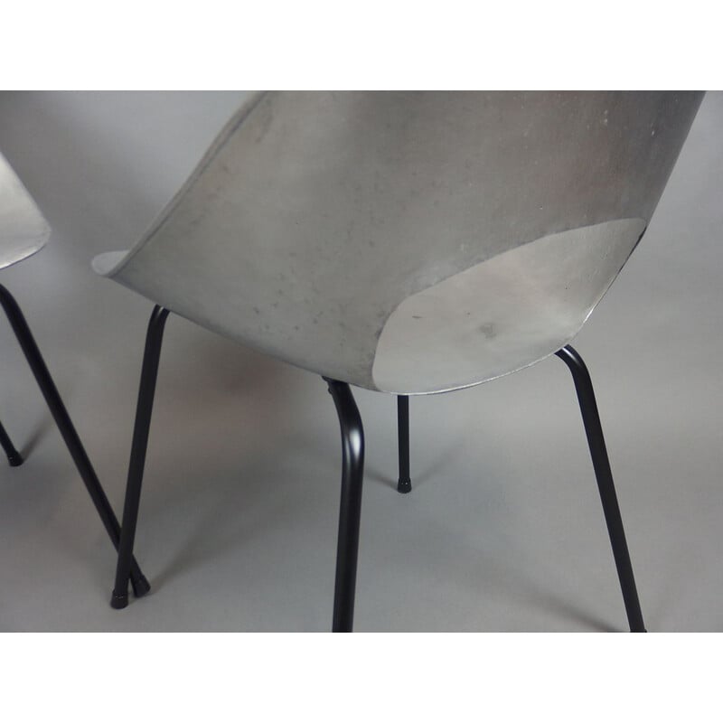 Set of 4 vintage "Tulip" chairs in aluminum by Pierre Guariche, France 1953s