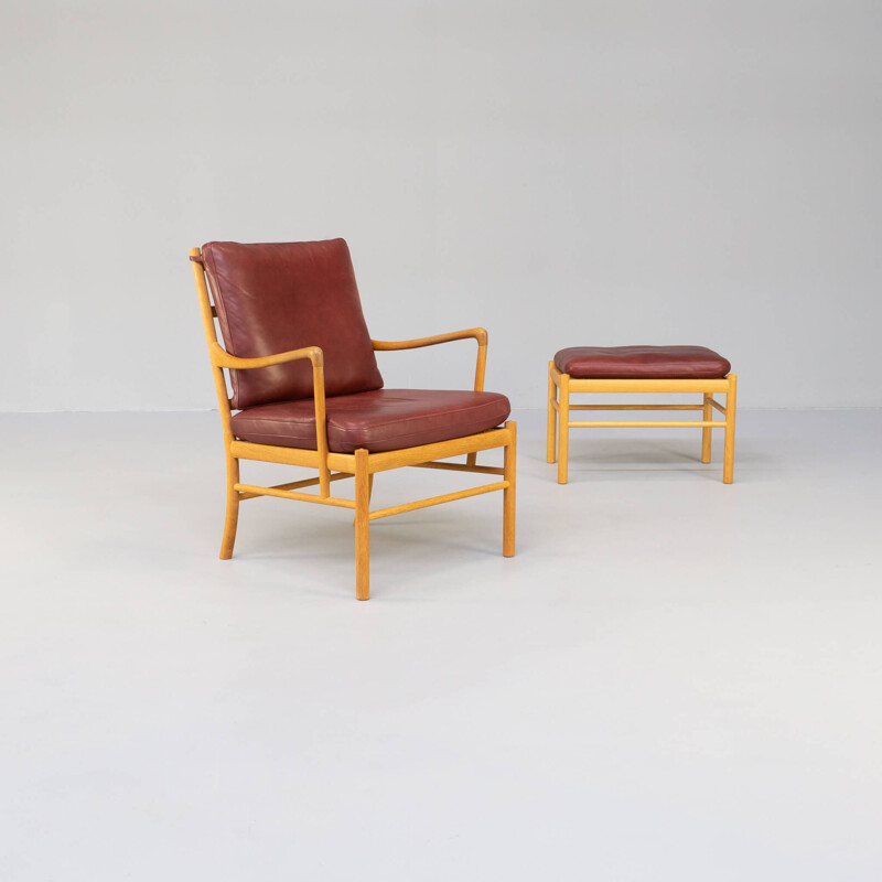 Vintage koloniale fauteuil en voetenbank "Ow149 en Ow149F" van Ole Wanscher voor Carl Hansen